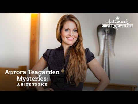 A Bone to Pick: An Aurora Teagarden Mystery fragman
