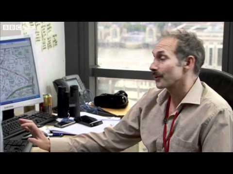 Twenty Twelve fragman