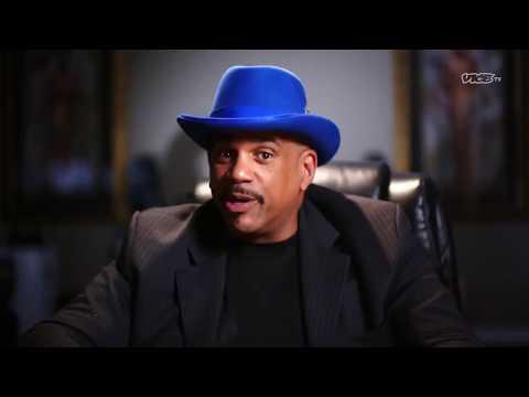 Dark Side of the Ring fragman