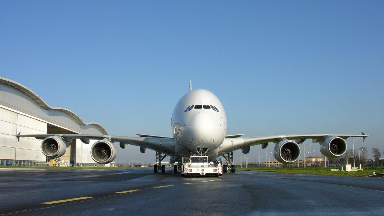 Giant of the Skies - Building The Airbus A380 backdrop
