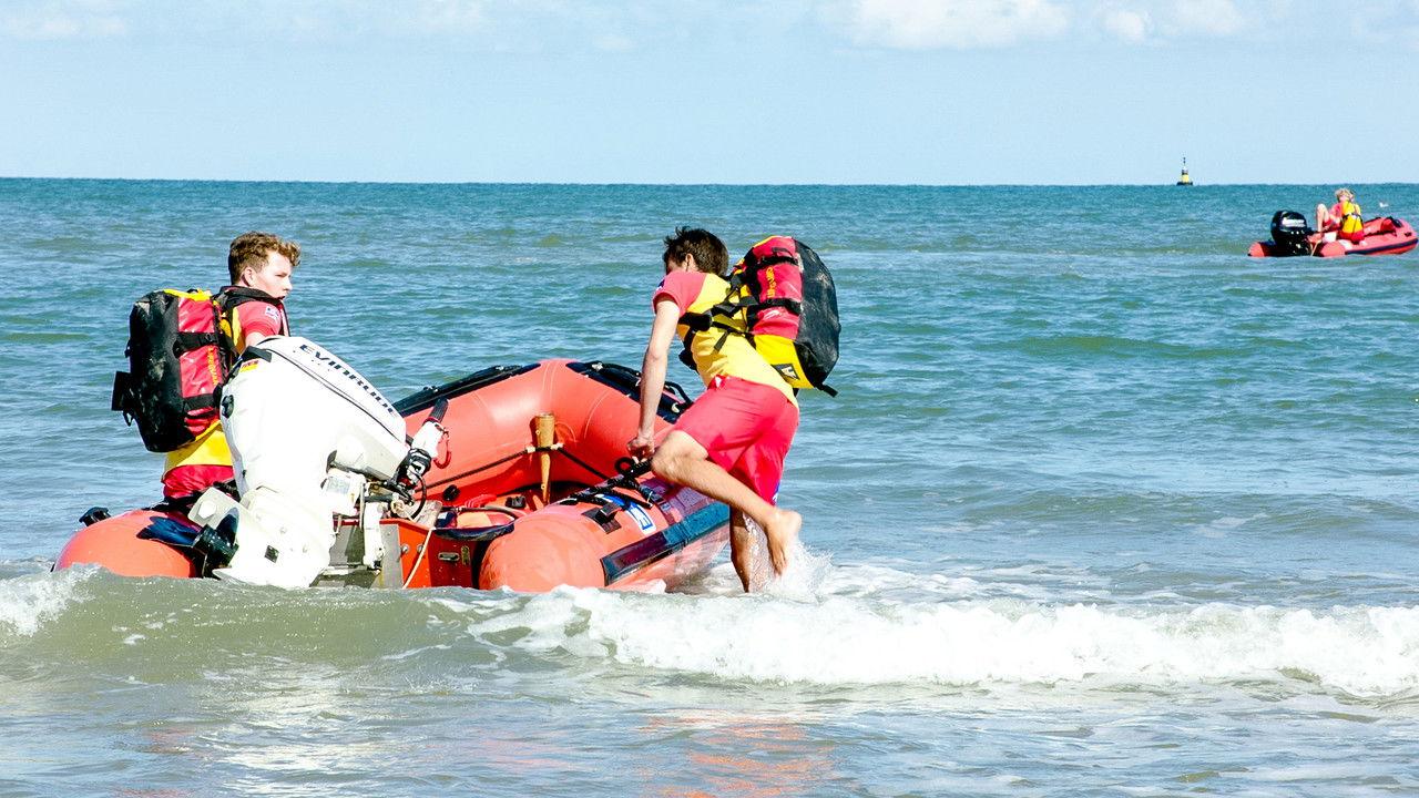 Helden van Hier: De Kust backdrop