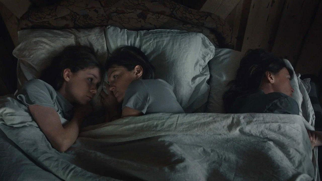 The Edge of the Broken Moon backdrop