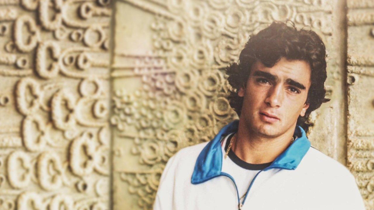 Guillermo Pérez Roldán confidencial backdrop