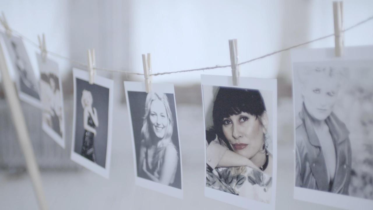 Face à soi backdrop