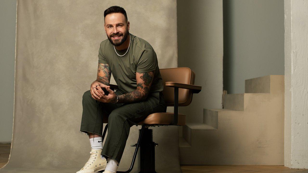 Chez Marcus backdrop