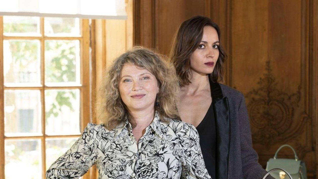 A COMMON INTEREST backdrop