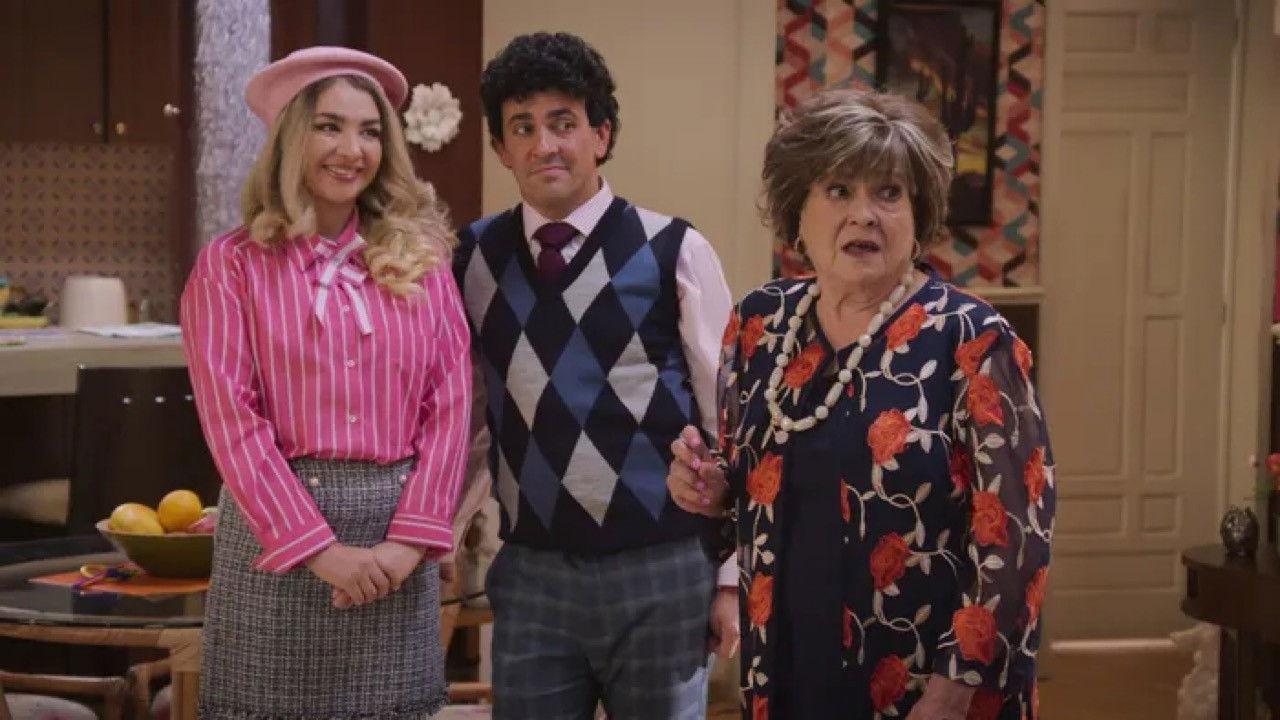 Doña Luz, preste una luz