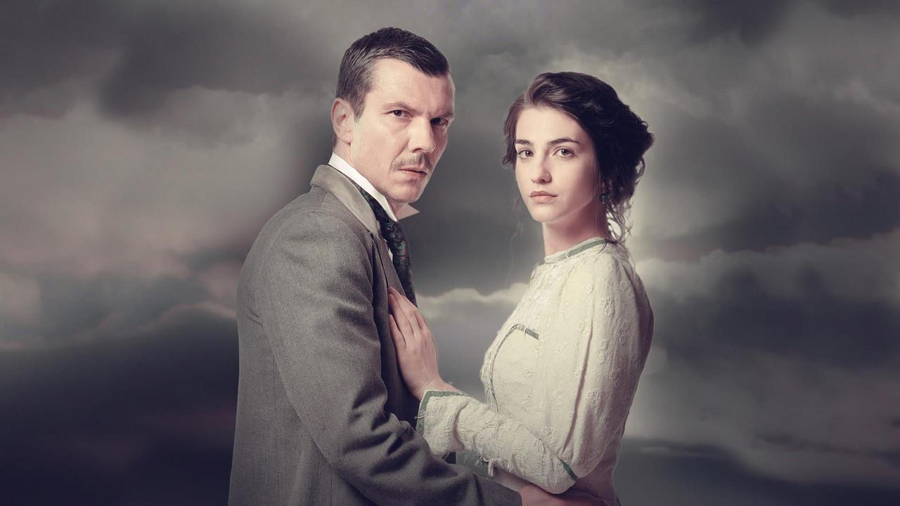 The Red River backdrop