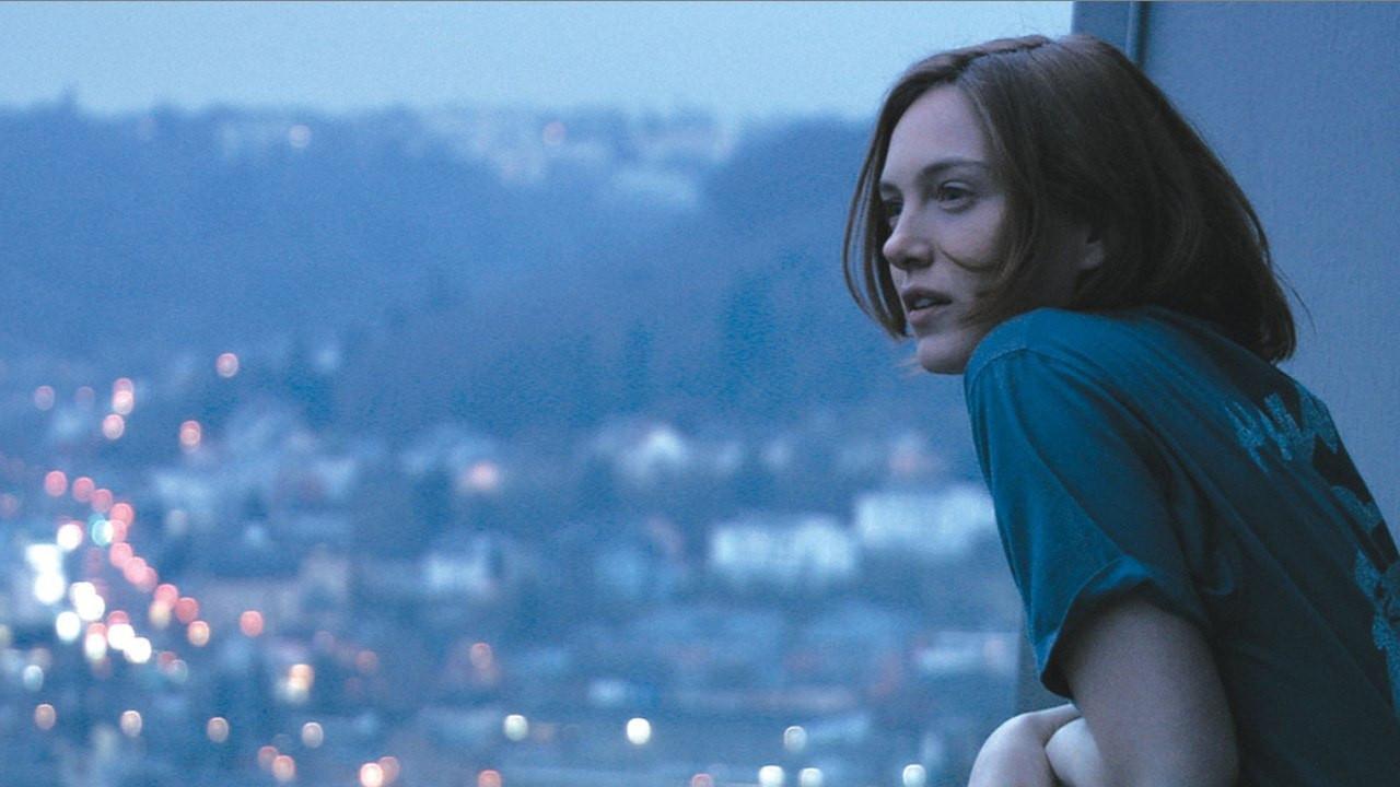 She Is Not Crying, She Is Singing backdrop