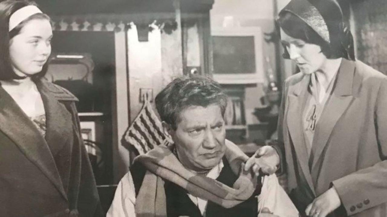 Bindle (One of Them Days) backdrop