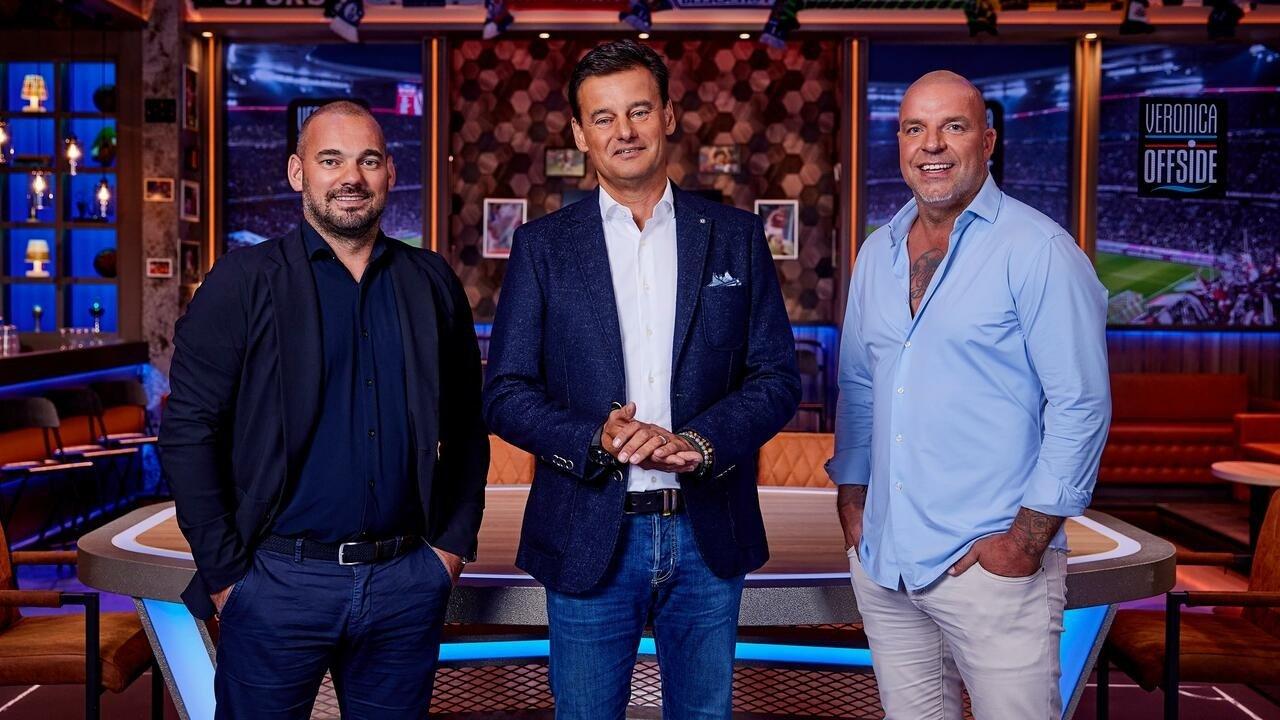 Veronica Offside backdrop