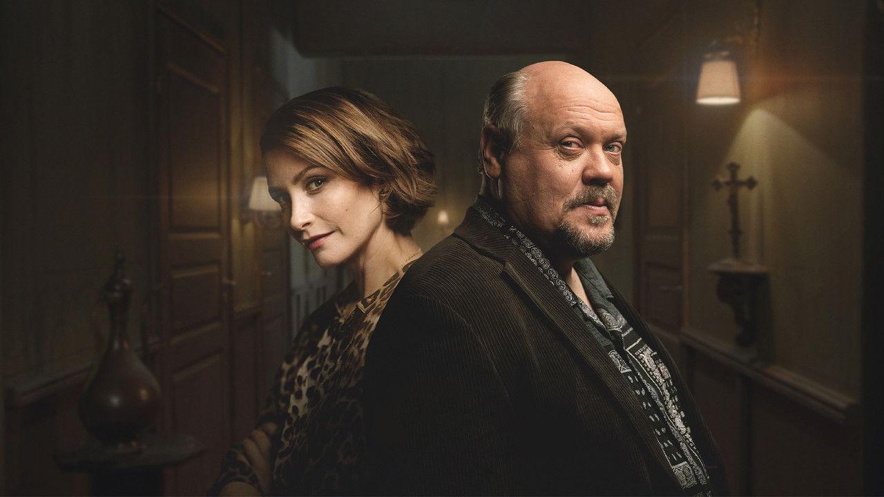 DikDek - Painajainen majatalossa backdrop