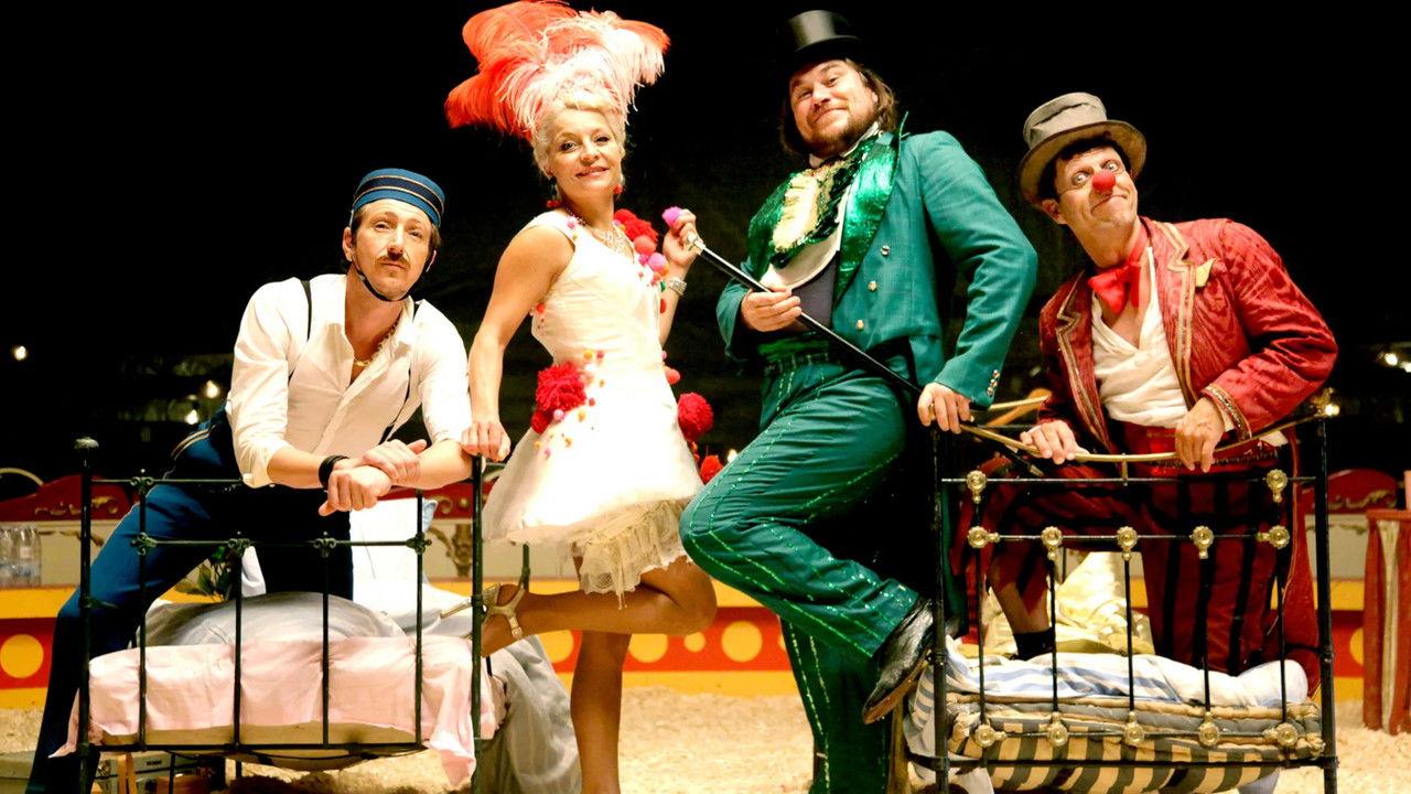 Cirkusliv i savsmuld backdrop