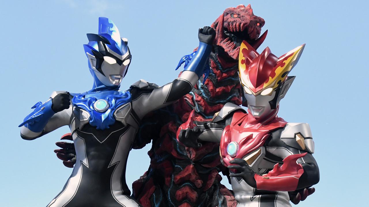 Ultraman R/B backdrop