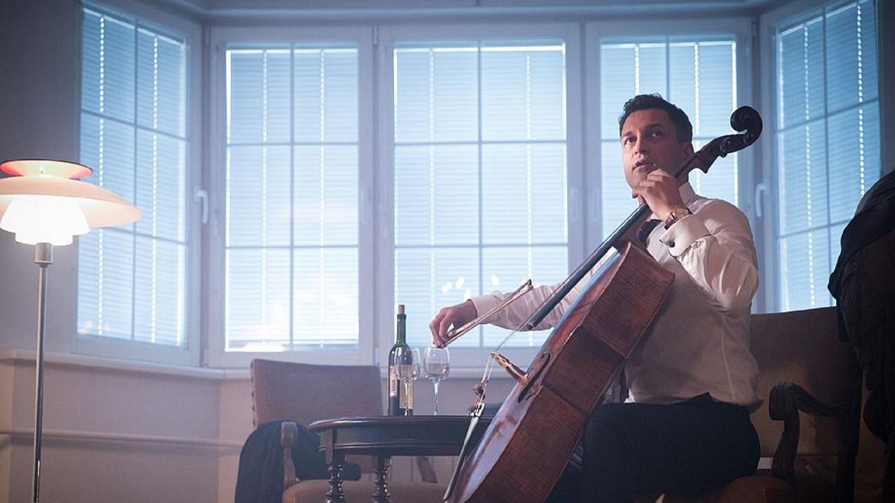 Роковое SMS backdrop