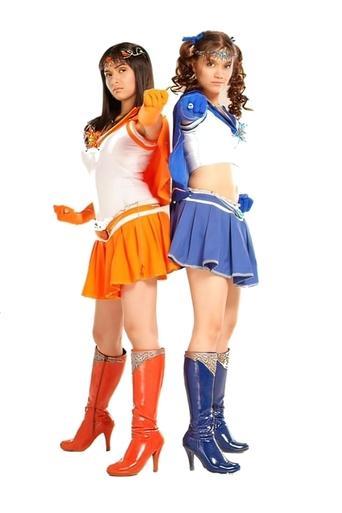 Super Twins dizi afişi