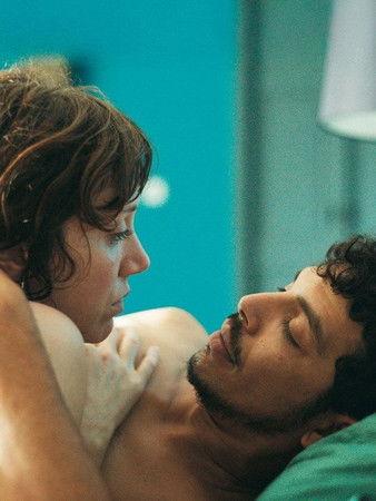 Behind the palm trees film afişi