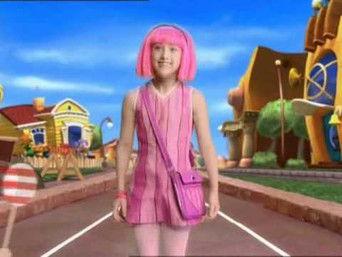 Song: Welcome To LazyTown Xmas Ver