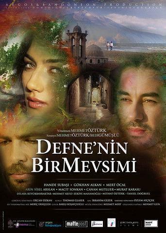 Defne'nin Bir Mevsimi film afişi