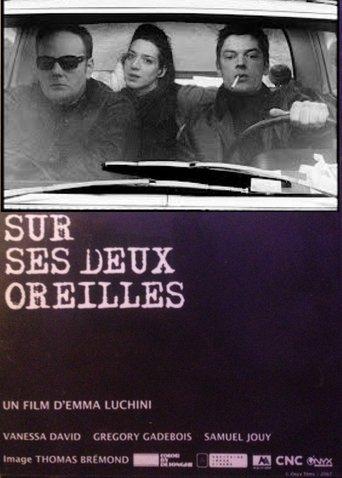 Sur ses deux oreilles film afişi