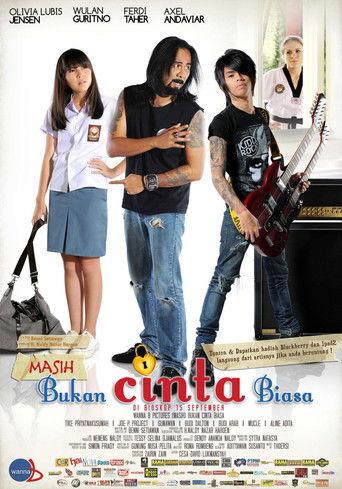 Masih Bukan Cinta Biasa film afişi