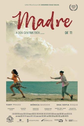 Madre: a dos centímetros de ti film afişi