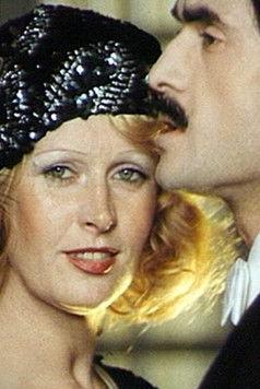 Her Return film afişi