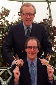 Through the Keyhole dizi afişi