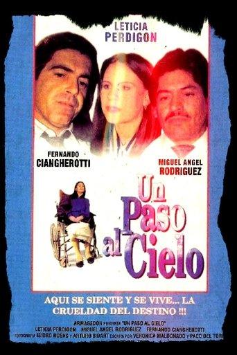 Un paso al cielo film afişi