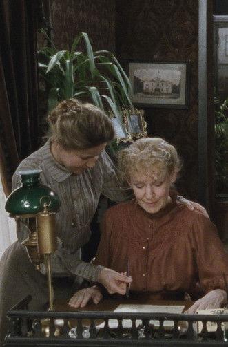 True Women film afişi