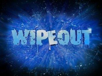 Winter Wipeout: Deck The Balls