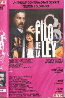 Al filo de la ley film afişi