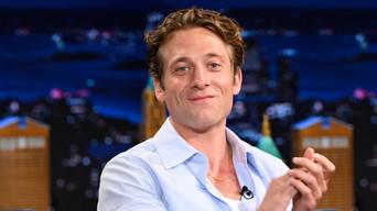 Jeremy Allen White/Karol G