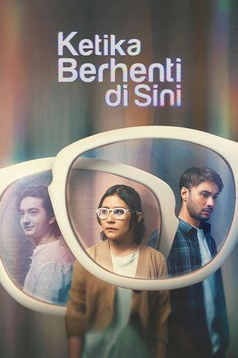 Ketika Berhenti di Sini film afişi