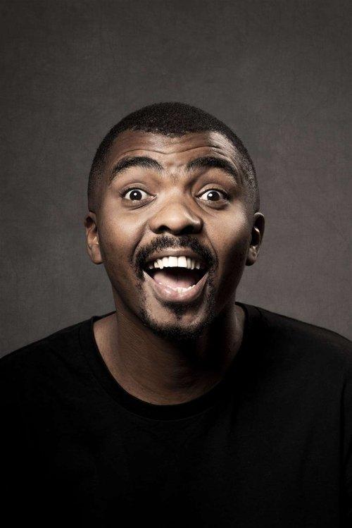 Loyiso Gola fotoğrafı