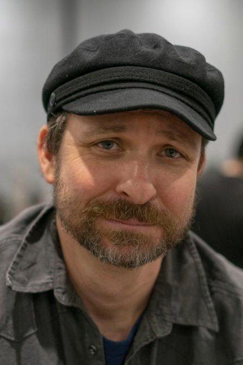 Jason Narvy fotoğrafı