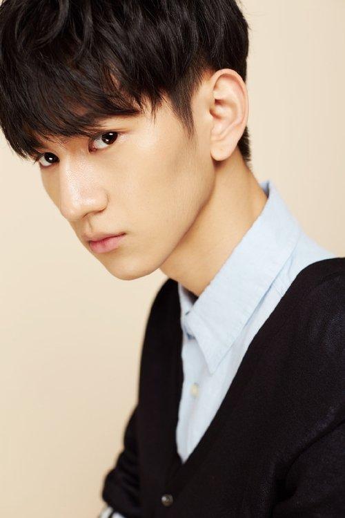 Jiang Zi Le fotoğrafı