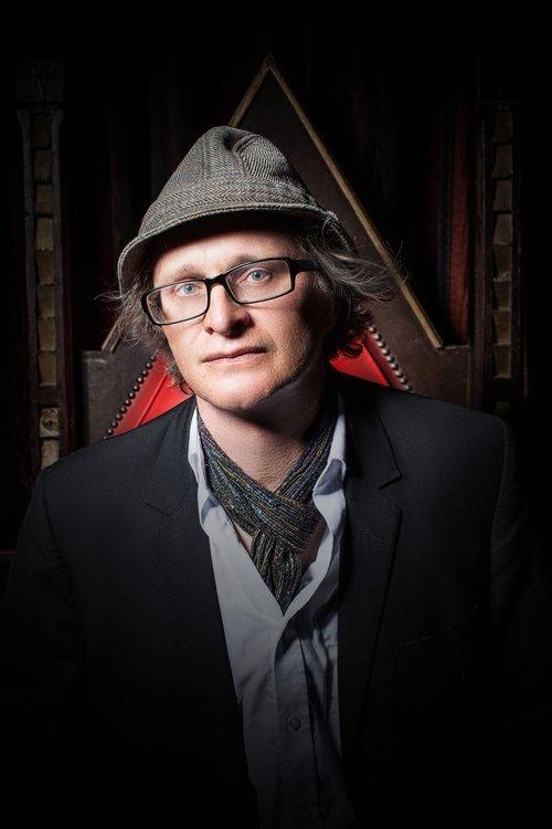 Simon Munnery fotoğrafı