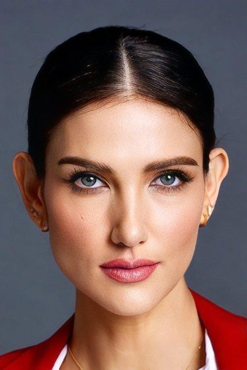 Cindy Sirinya Bishop fotoğrafı