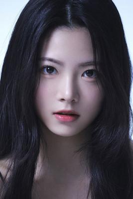 Hong Eunchae fotoğrafı