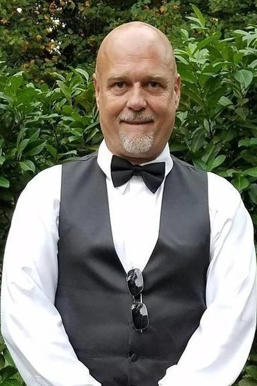 Aaron Mitchell fotoğrafı