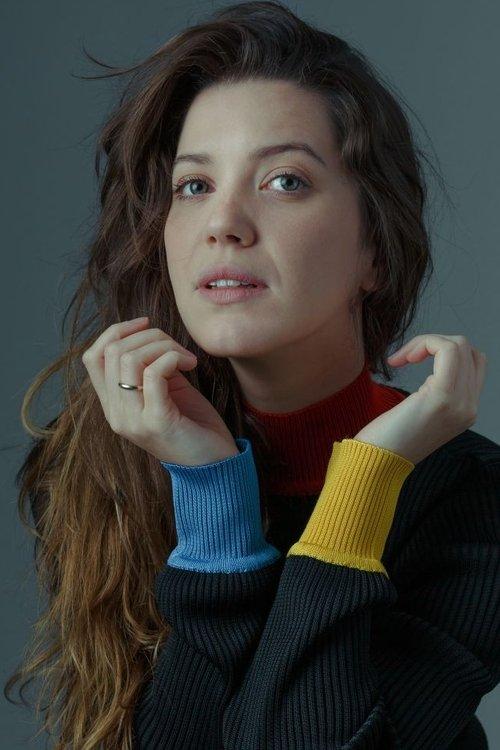 Nathalia Dill fotoğrafı
