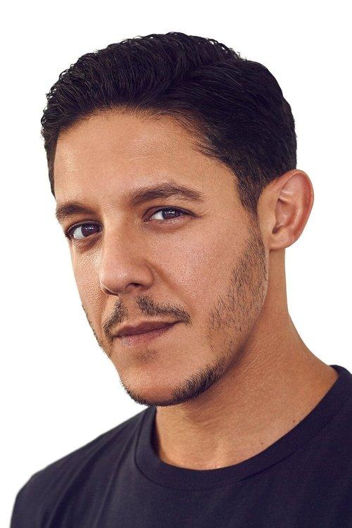 Theo Rossi fotoğrafı