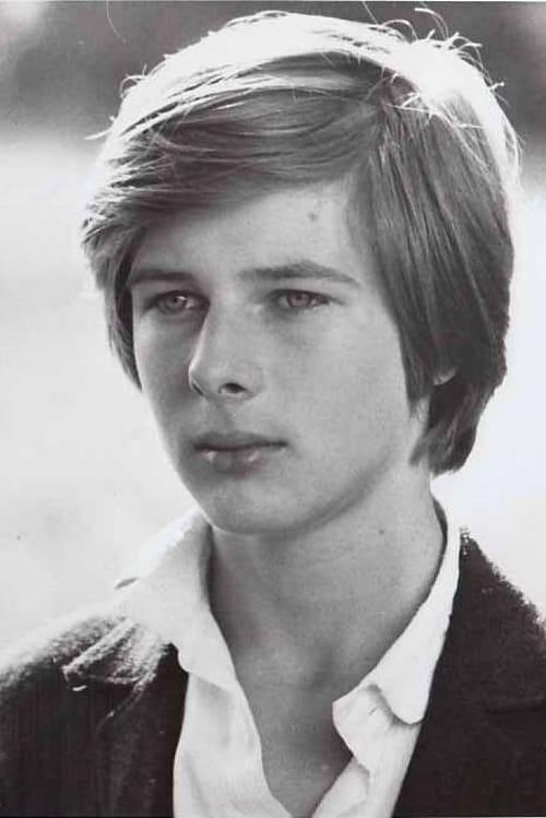 John Moulder-Brown fotoğrafı