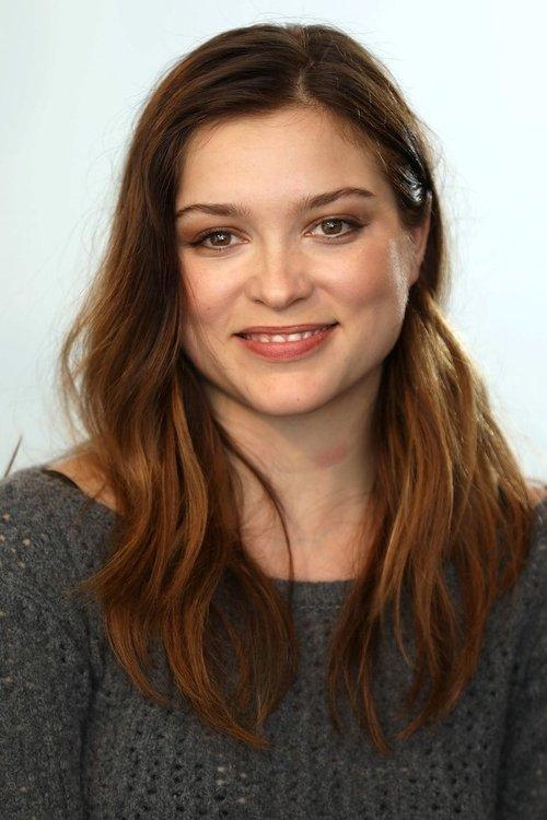 Sophie Cookson fotoğrafı