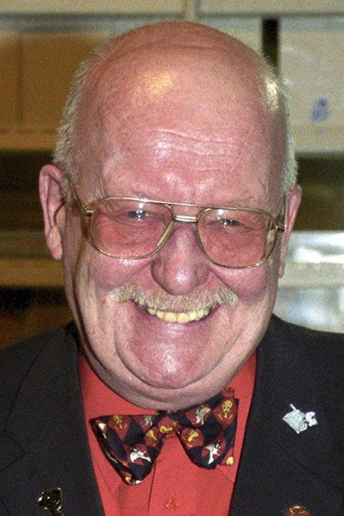 Michael Sheard fotoğrafı