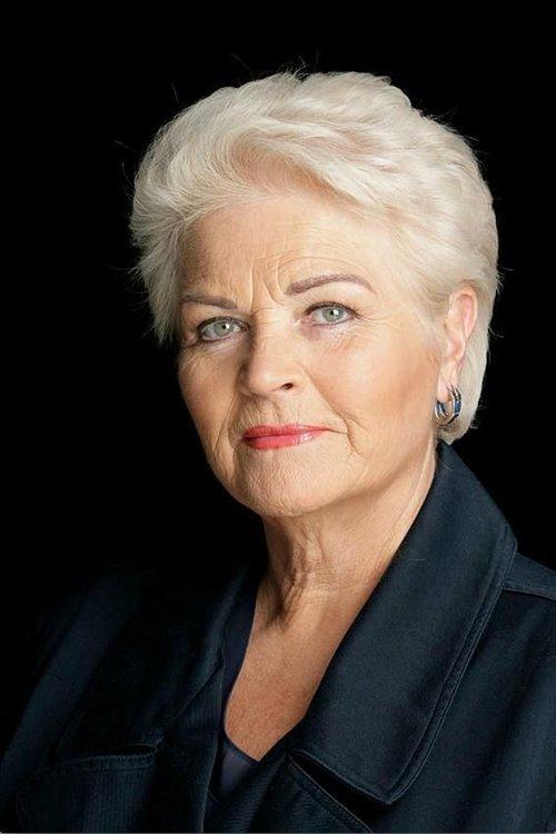 Pam St. Clement fotoğrafı