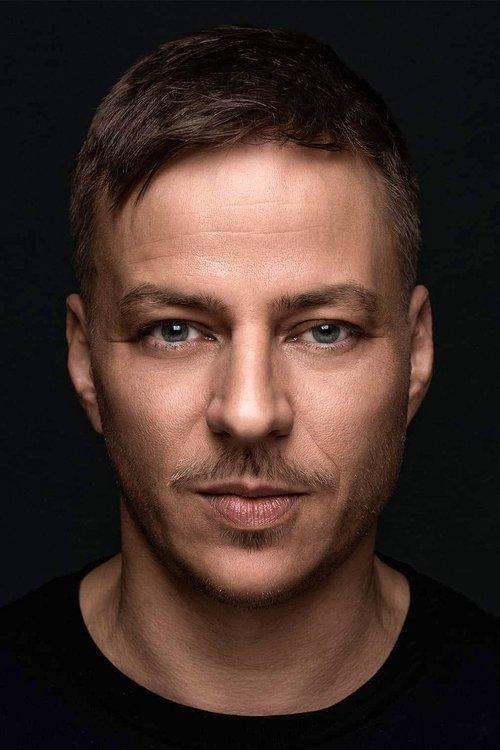 Tom Wlaschiha fotoğrafı