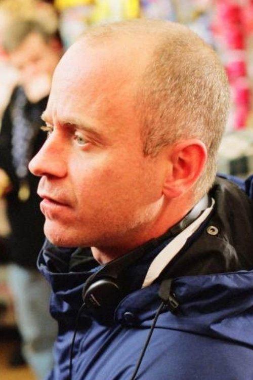 James C.E. Burke fotoğrafı