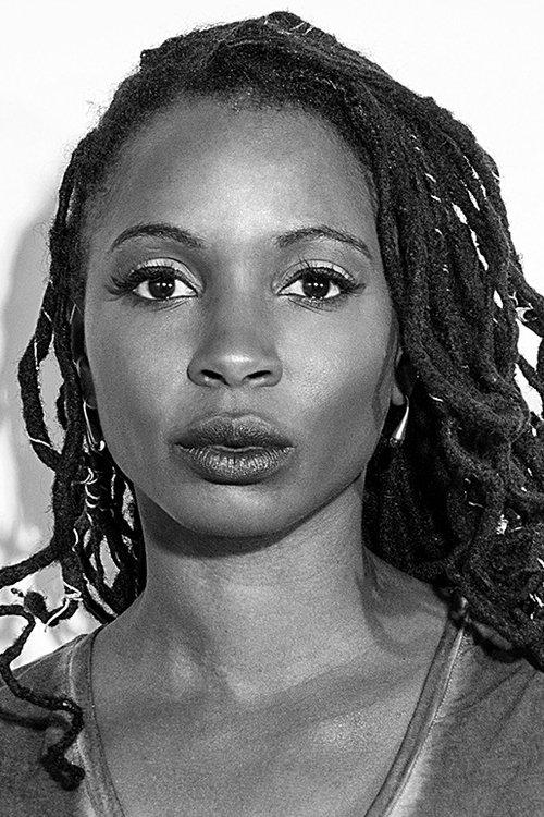 Shanola Hampton fotoğrafı